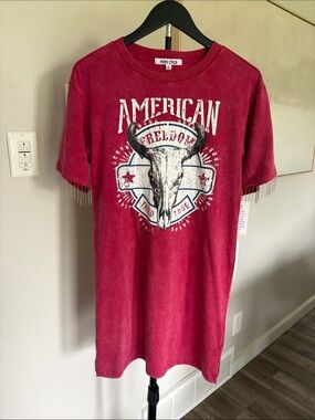 Mimi Chica Red 'American Freedom' Skull Graphic Short Sleeve Tee DRESS
